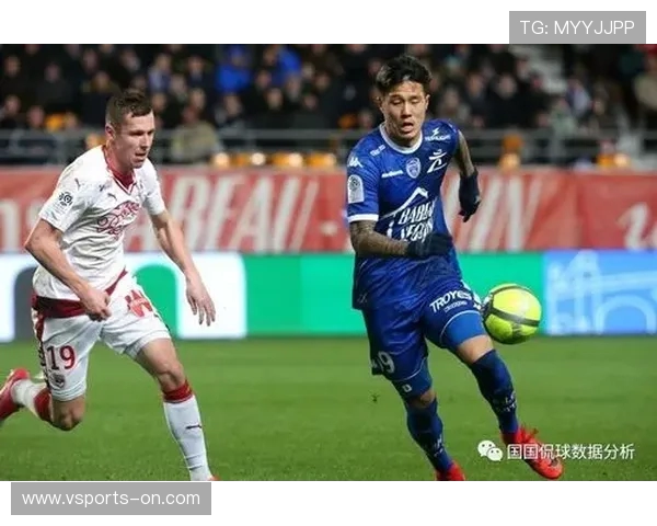 法甲赛季篮板数据全面解析与球员对比研究 法甲赛季篮板数据全面解析与球员对比研究